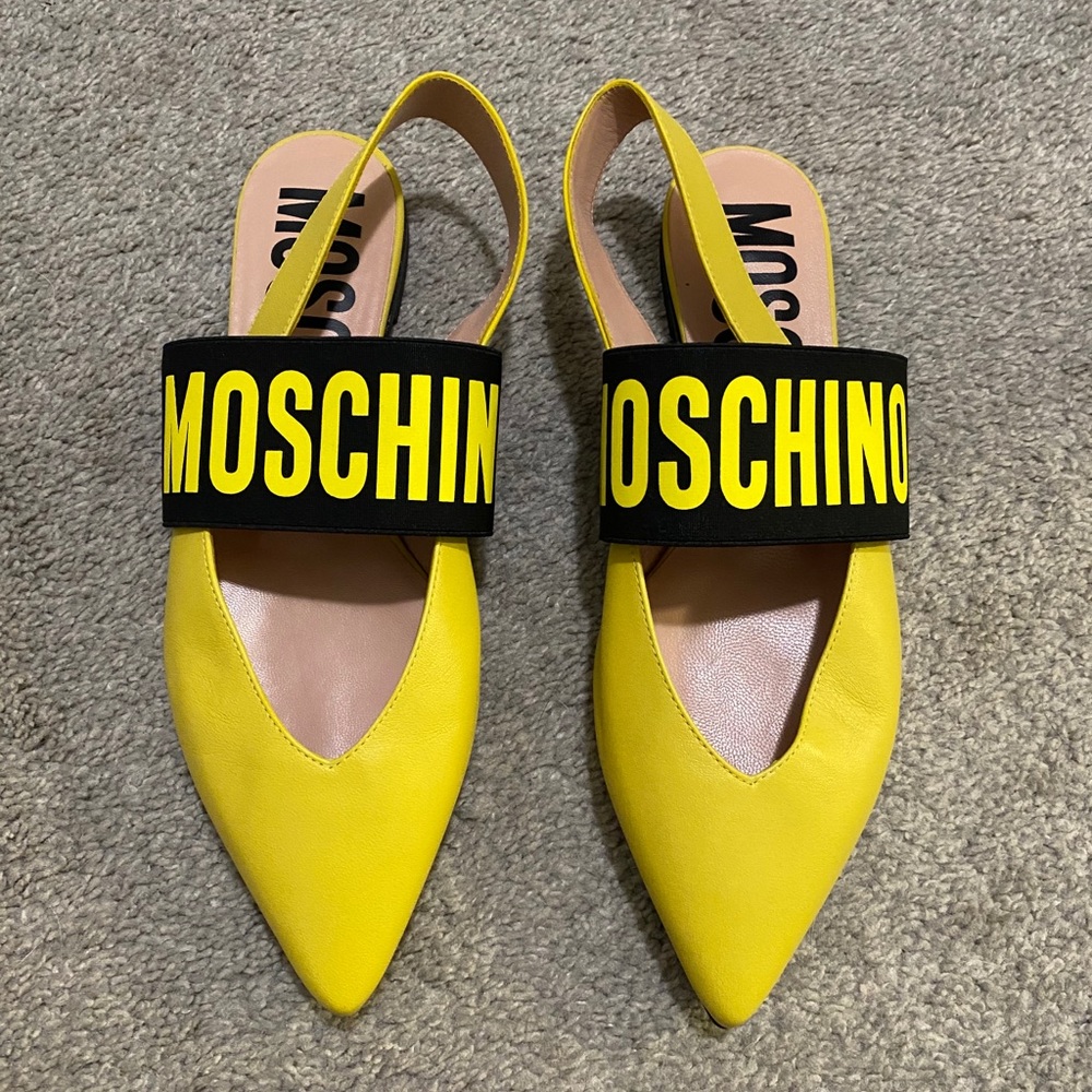 Moschino pointed toe sling back logo flats